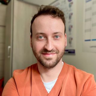 Powiększ obraz: Przemysław Sareło, lekarz bez specjalizacji Zawidów