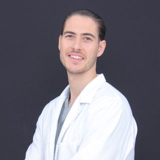 Dr. Alejandro Ros Comesaña