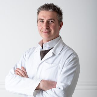 Ingrandire l'immagine: Simone Peressutti, neurochirurgo Bologna