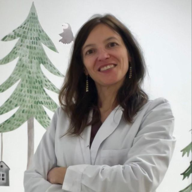 Mª Angeles Martín Diaz, Dermatólogo infantil Madrid