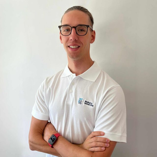 Bartosz Pawłowski, stomatolog Gdynia