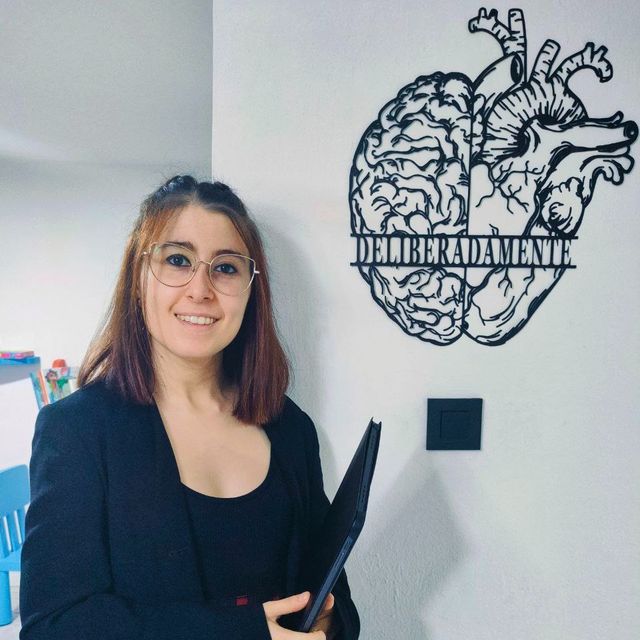 Lorena Parrondo Mesa, Psicólogo Cangas de Onis