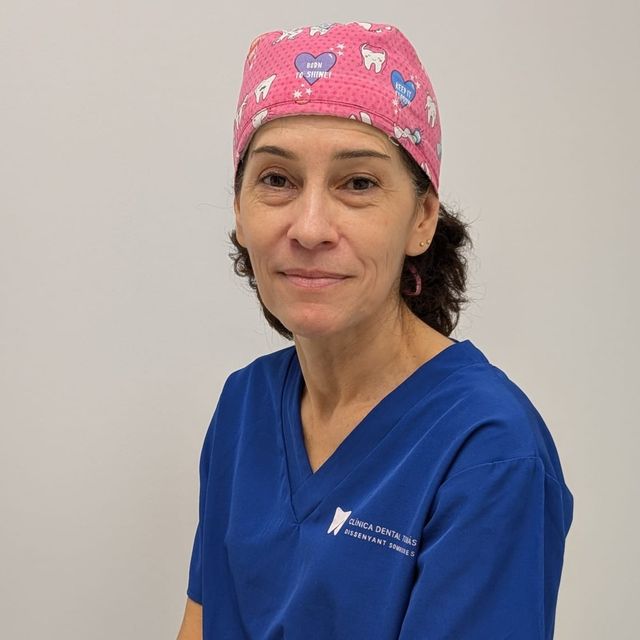 Ligia Sierra Rubio, Dentista Mataró