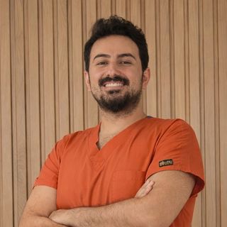 Yusuf Karatepe, Diş Hekimi Balıkesir