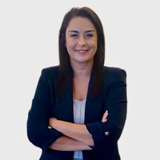 Burcu Lale Yayla, Psikoloji İstanbul