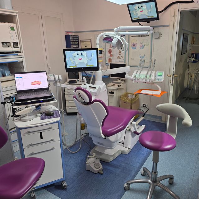 Alessandro Bertuccioli, dentista Roma