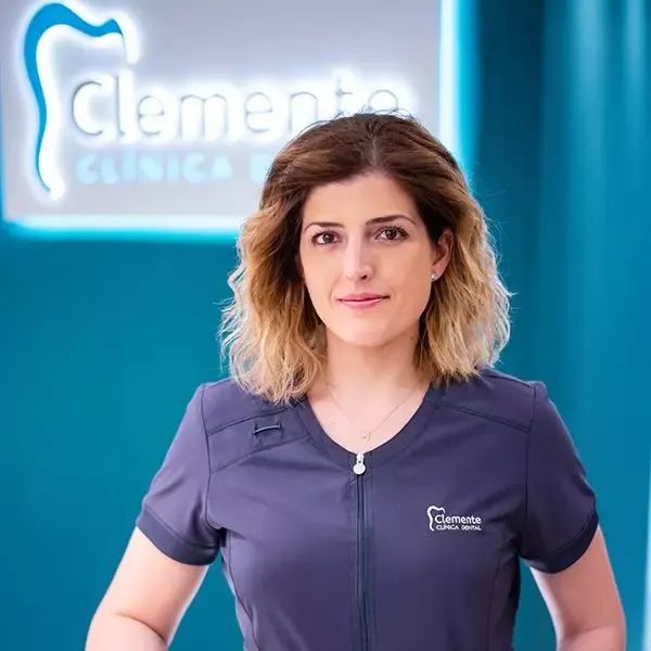 Silvia Clemente Ruiz de Almirón, Dentista Murcia