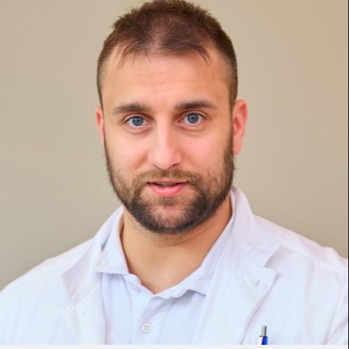 Valentino Monaco, internista Montella