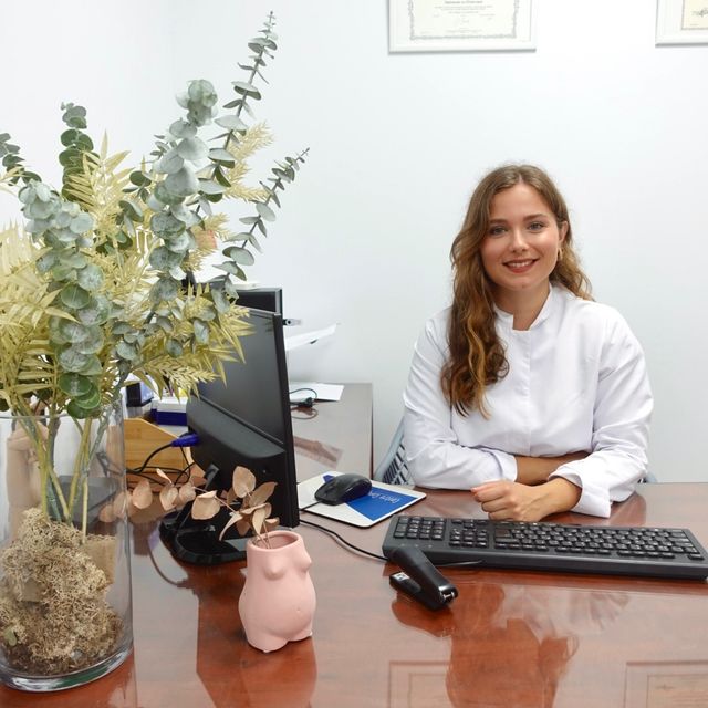 Ana Hernández García, Ginecólogo Huelva