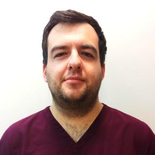 Powiększ obraz: Maciej Jędrocha, neurochirurg Kraków