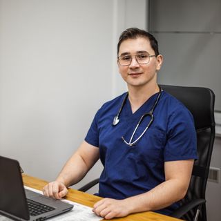 Powiększ obraz: Michał Modrzejewski, gastrolog Katowice