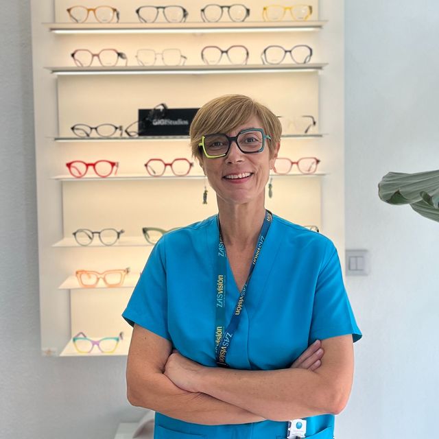 Luz Maria Polanco García, Óptico Godella