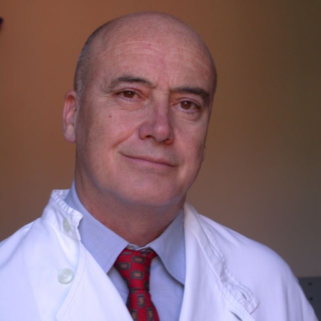 Luciano Gentile, chirurgo maxillo facciale Bologna