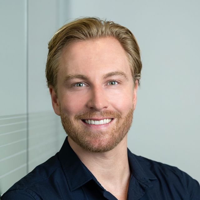 Henrik Andersen, Oralchirurg Düsseldorf