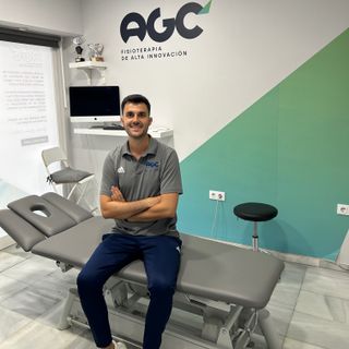 Acercar imagen: Álvaro Valencia Muñoz, Fisioterapeuta Sevilla