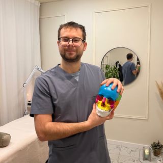 Powiększ obraz: Adam  Przygodzki, fizjoterapeuta Poznań