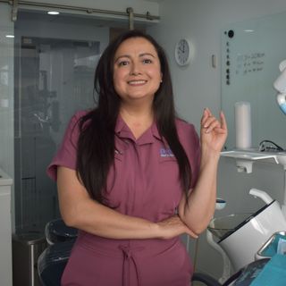 Marina Martínez Villarroya, Higienista dental Sant Cugat del Vallès