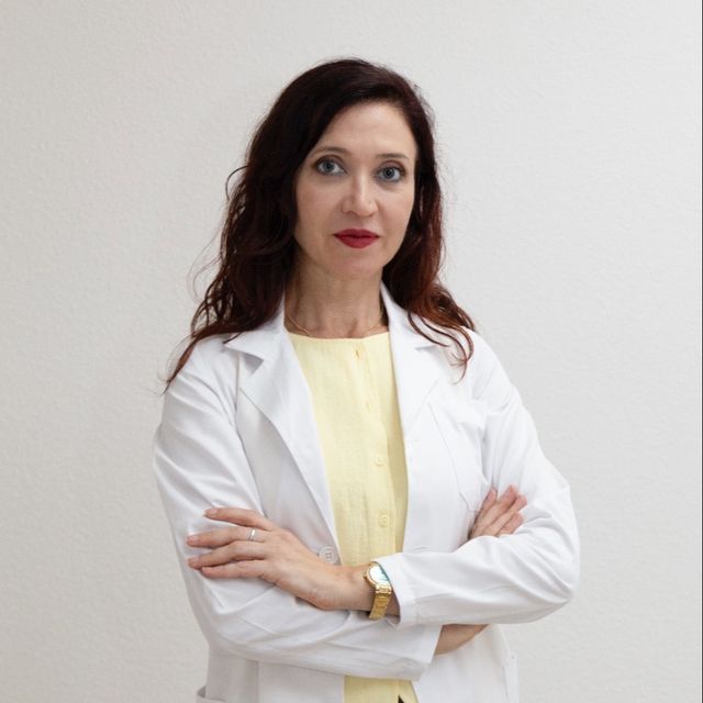 Esther Ligero López, Médico estético Valencia