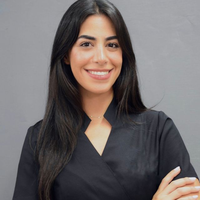 Ahlem Dris Hamed, Dentista Madrid