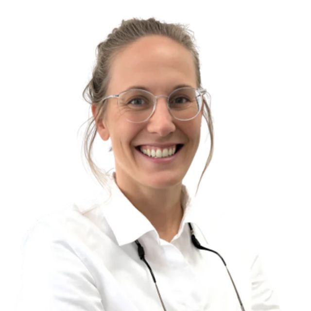 Martje Güldenzopf, Zahnarzt Hamburg