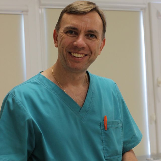 Maksym Kozub, lekarz bez specjalizacji Warszawa