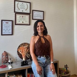 Hazal Tanrıyakul, Psikoloji İzmir