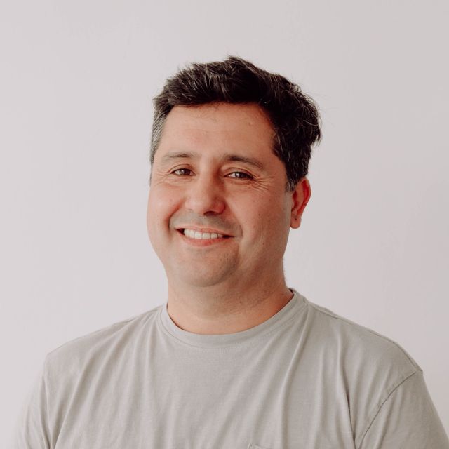 Mauricio Andrés Sobarzo Gavilán, Fisioterapeuta Valencia