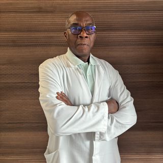 Ingrandire l'immagine: Amos Adeyemo Dawodu, cardiologo Roma