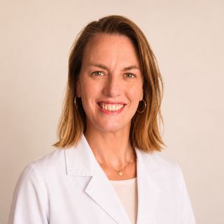 Mónica Furlano, Nefrólogo Barcelona