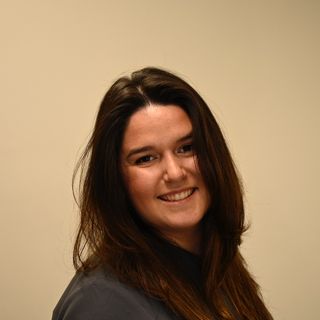 Acercar imagen: Laura Miñana Marín, Fisioterapeuta Castellón de la Plana