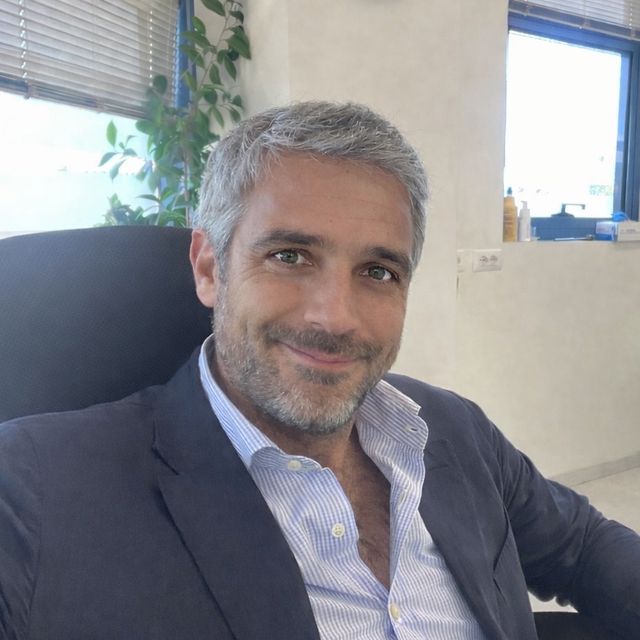 Vincenzo Izzo, ortopedico Roma