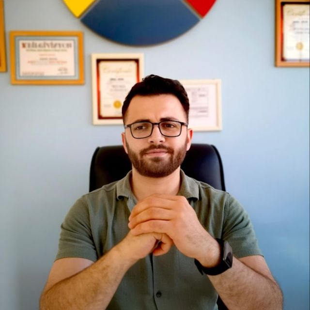 Danyel Daplan, Psikoloji İstanbul