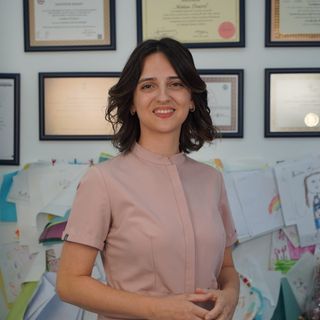 Neslihan Özveren, Diş Hekimi Edirne