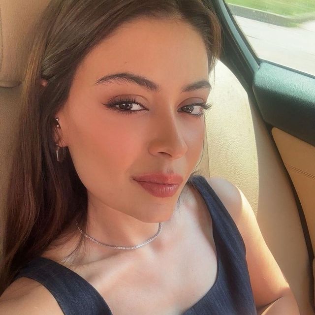 İpek Parlak, Psikoloji Afyonkarahisar