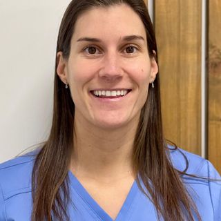 Acercar imagen: Laura Prieto Juvell, Dentista Barcelona