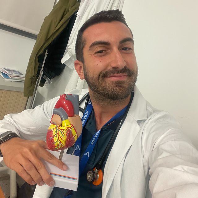 José Alejandro Claros Ruiz, Cardiólogo Málaga