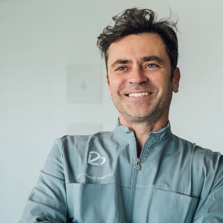 Ingrandire l'immagine: Fabrizio Barattolo, chirurgo plastico Bari