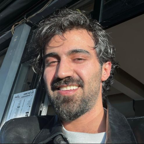 Servet Toprak, Diş Hekimi Bitlis