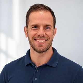 Julij Pristup, Zahnarzt Leverkusen