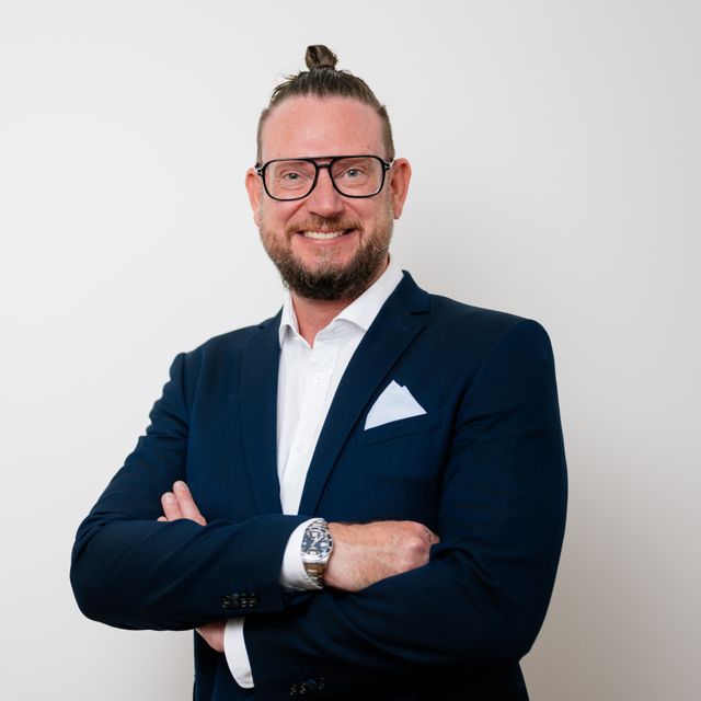 Mathias Reutemann, Plastischer & Ästhetischer Chirurg Magdeburg