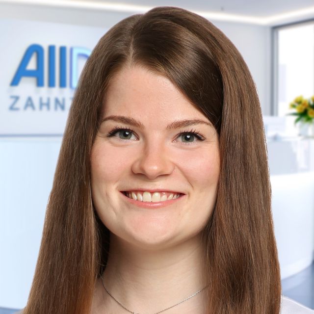 Alina Hennecke, Zahnarzt Leipzig