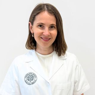 Powiększ obraz: Mariya Loshnii, reumatolog Wrocław