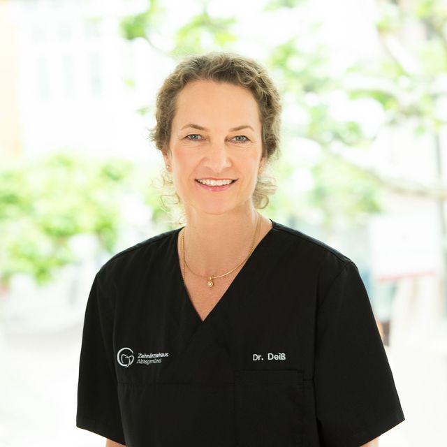 Julia Deiß, Zahnarzt Abtsgmünd