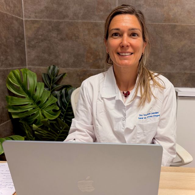 Ana Meraldi Colombini, Médico general Málaga