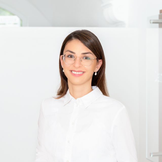 Yasemin Mutlu, Zahnarzt Düsseldorf