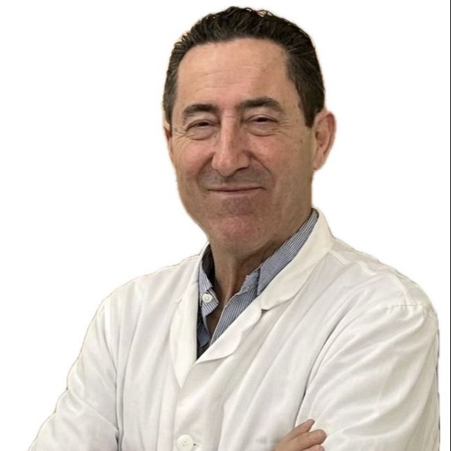 Ángel López Hernanz, Médico de familia Ecija