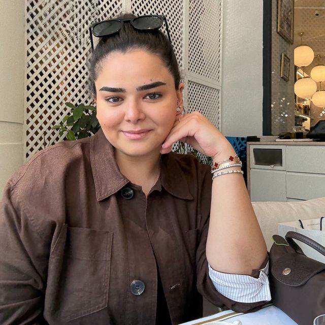 Esra Çelik, Psikoloji İstanbul