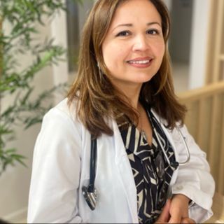 Acercar imagen: Angela Triana Durán, Médico general Gijón