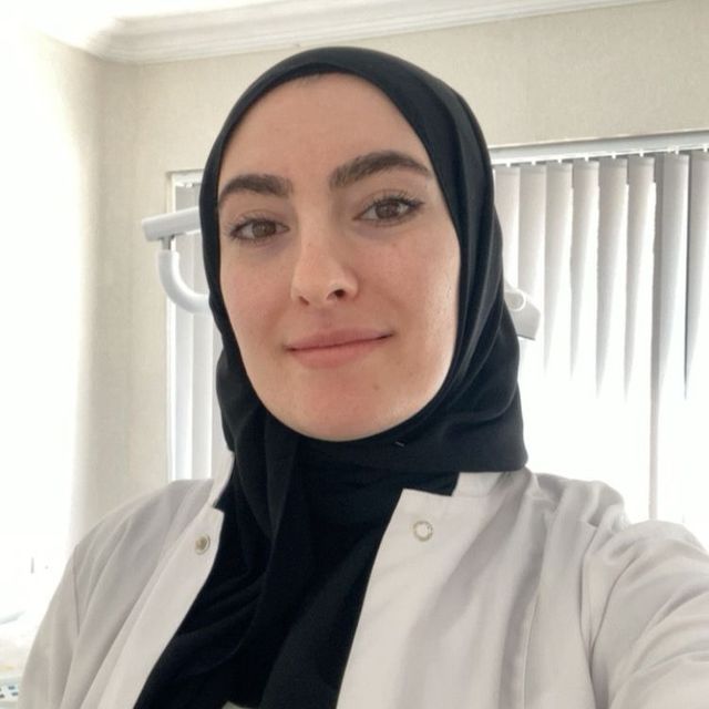 Zeynep Türkmen, Diş Hekimi Çankaya