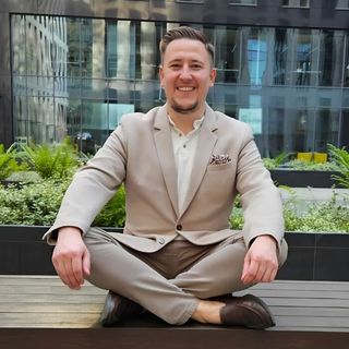 Powiększ obraz: Miłosz Nowak, psycholog Ostrów Wielkopolski